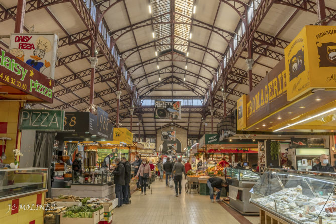 Halles allée centrale